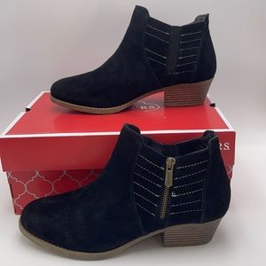 Skechers Women's Lasso-Petrol Side Zip Ankle Boot/Bootie